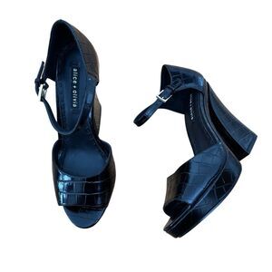 Alice + Olivia Black Sandals Size 10.5